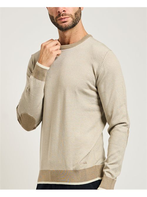  YES ZEE | M801-HM002298